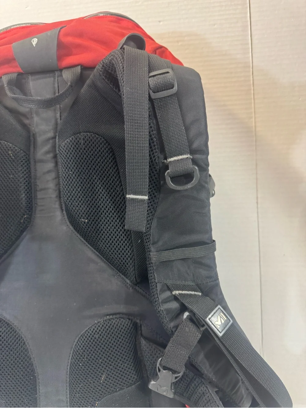 Millet Red climbing hiking mountaineer Backpack 27L